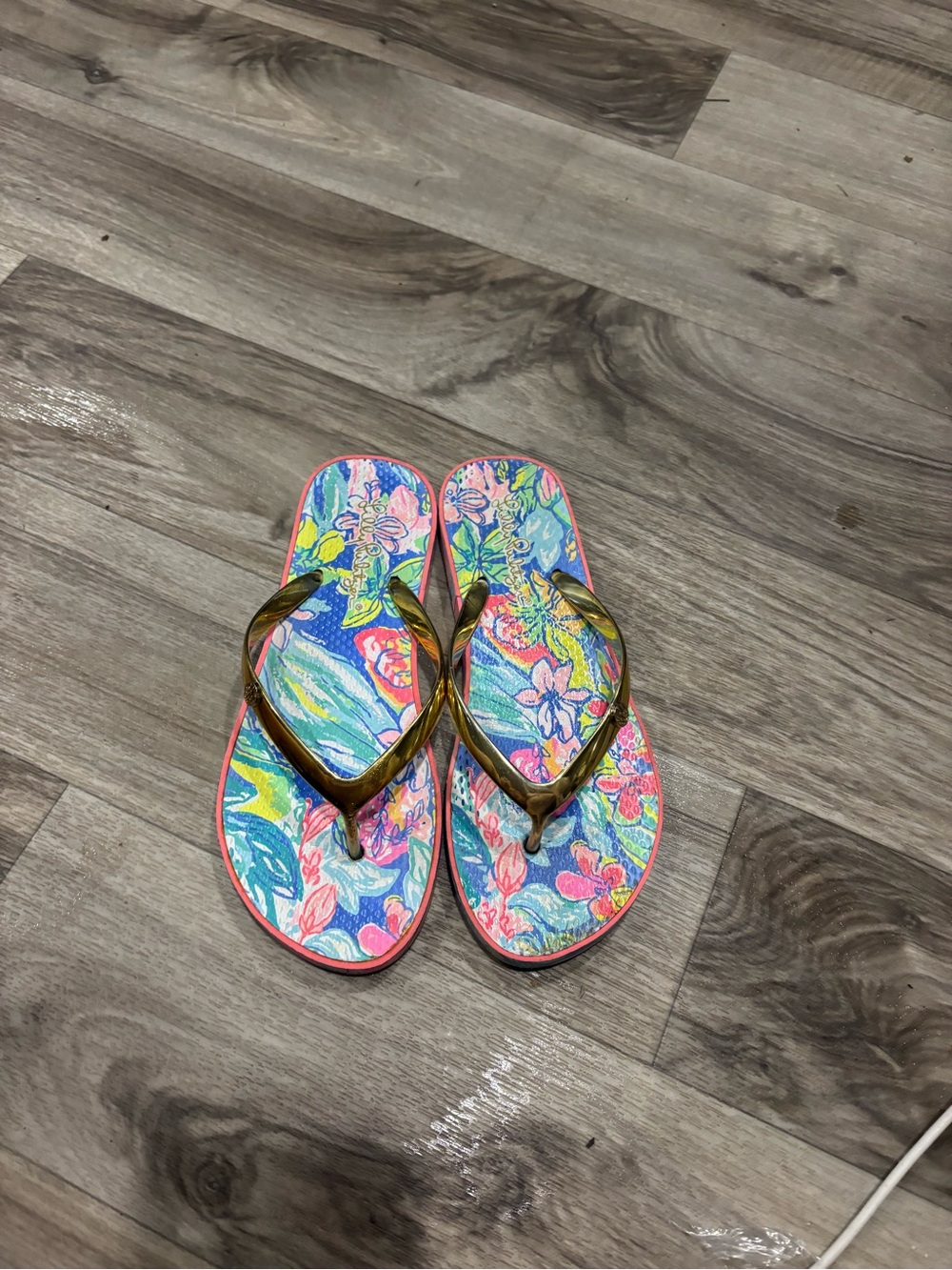 Lilly Pulitzer Multicolor Floral Flip Flops with Metallic Gold Straps 5/6